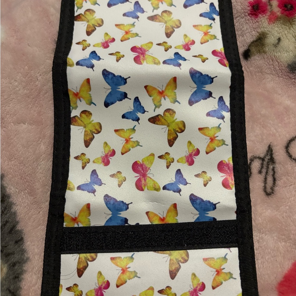 Butterfly Wallet with Clear ID Slot black inside trifold with zippered inside